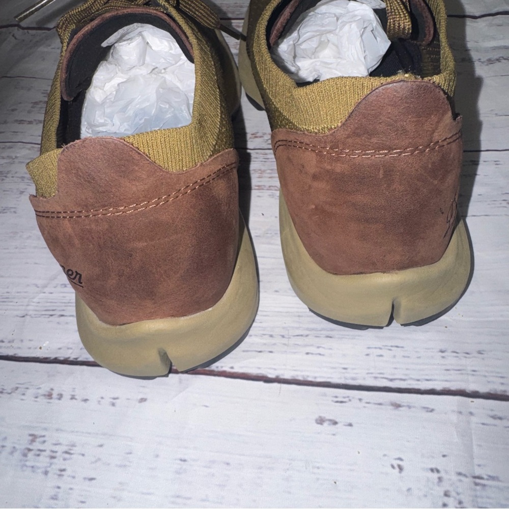 Danner’s Men's Trail Shoes - Picture 4 of 12